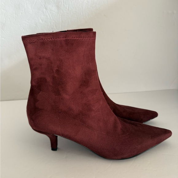 Nine West Burgundy Heeled Boots - Picture 5 of 11